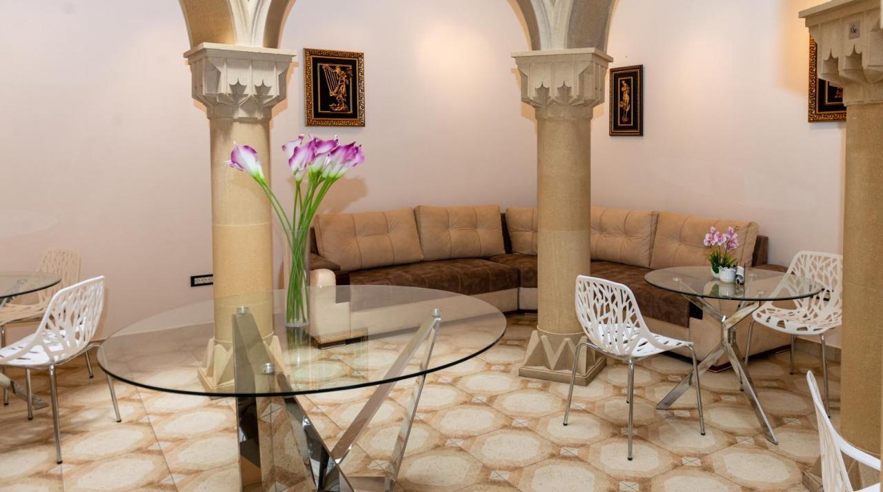 Utopia Hotel Baku Ngoại thất bức ảnh