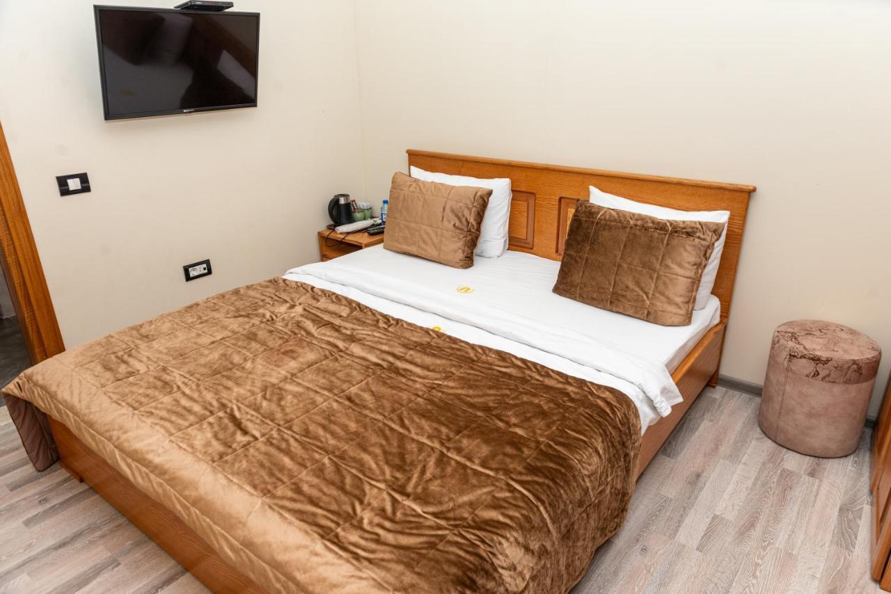 Utopia Hotel Baku Ngoại thất bức ảnh