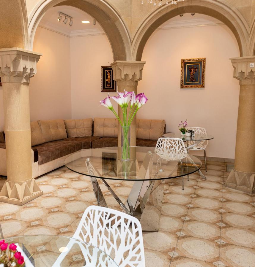 Utopia Hotel Baku Ngoại thất bức ảnh