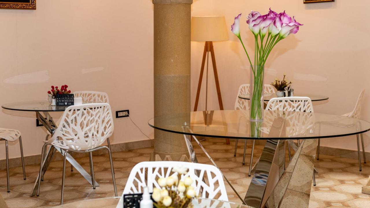 Utopia Hotel Baku Ngoại thất bức ảnh