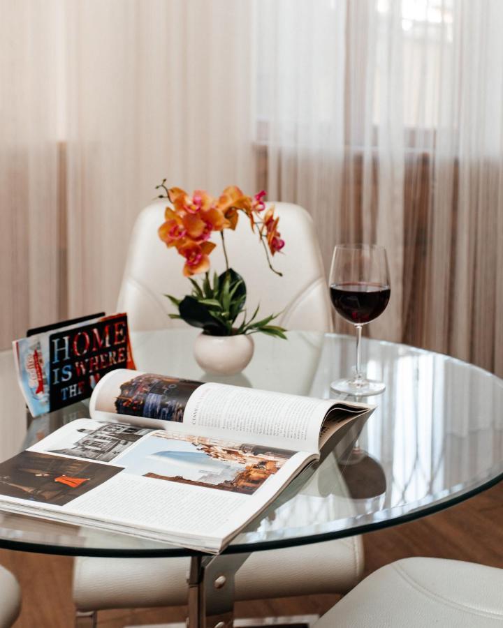 Utopia Hotel Baku Ngoại thất bức ảnh