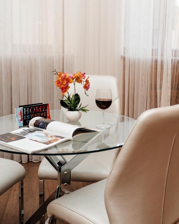 Utopia Hotel Baku Ngoại thất bức ảnh